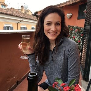 Meet your Posher, Hayley